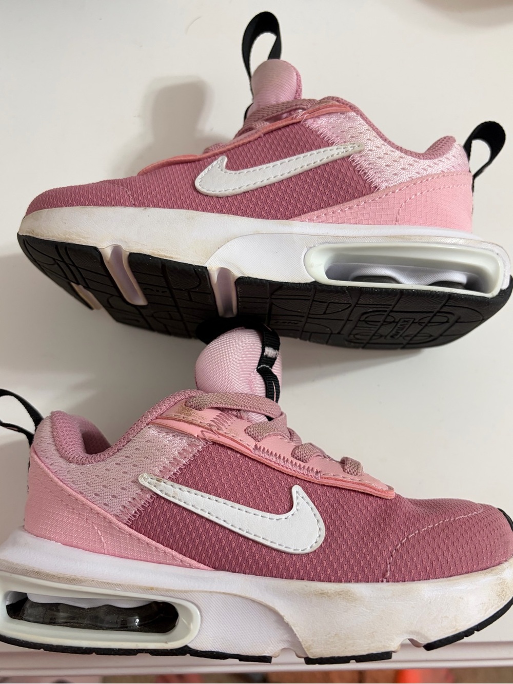 Nike Kids Pink and Light Pink Air-Cushioned Sneakers